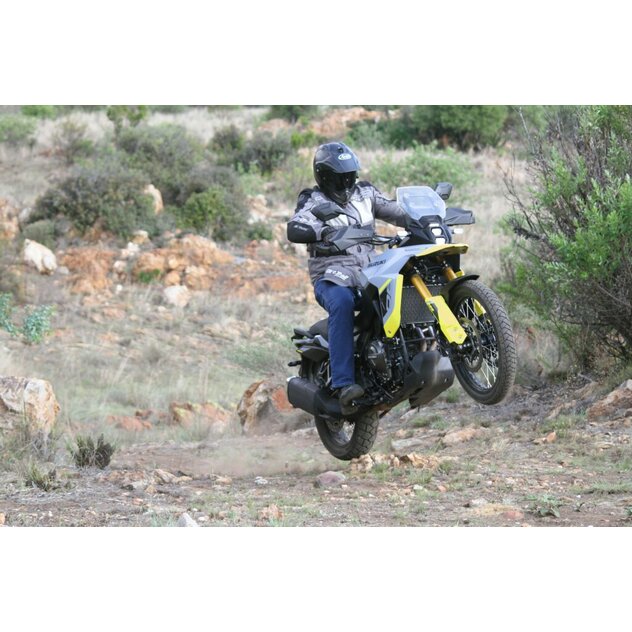 Suzuki dl800de biely - IMG_0555-1024x683