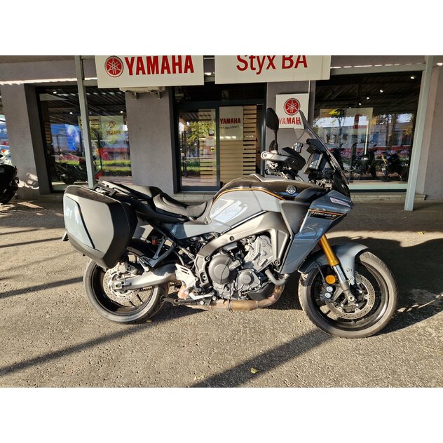Yamaha tracer 9 gt plus  power grey demo - 20241028_144006
