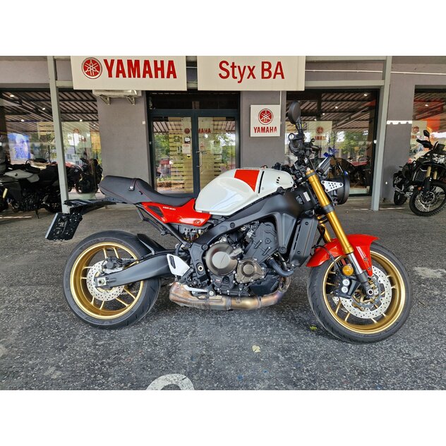 Yamaha xsr900 2025 legend red demo - 20250909_123225