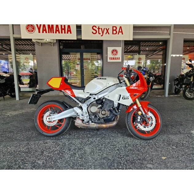 Yamaha xsr 900 gp legend red demo - 20250909_122832