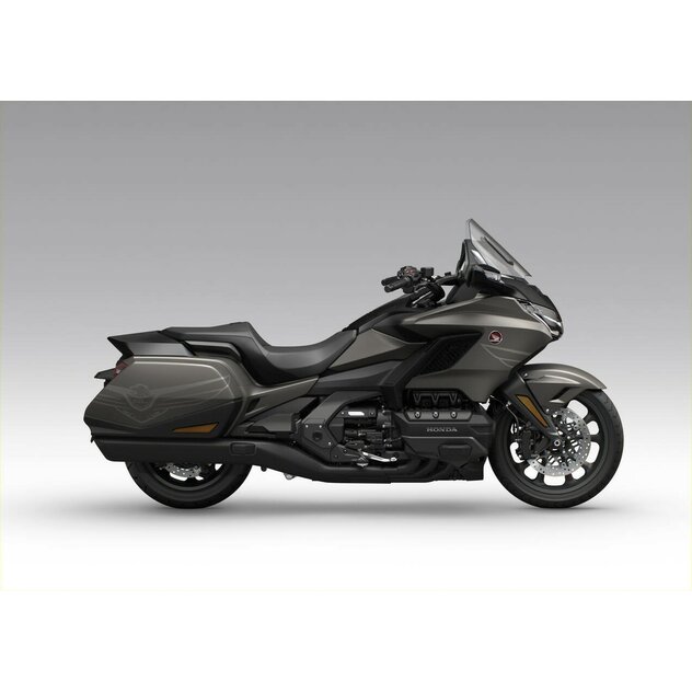 Honda gl1800 gold wing dct - GL1800 seda