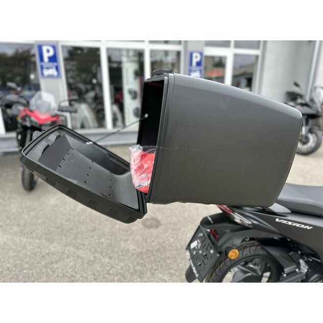 Honda vision 110 čierna + držiak s mega boxom a termo taškou - IMG_9784