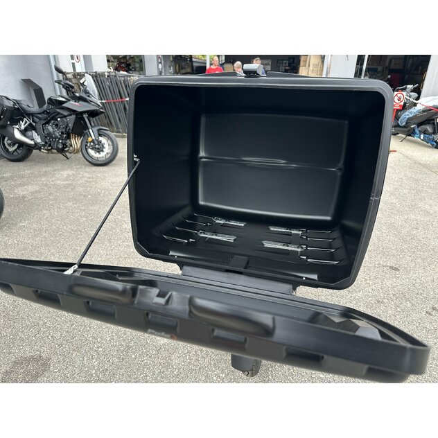Honda vision 110 čierna + držiak s mega boxom a termo taškou - IMG_9786