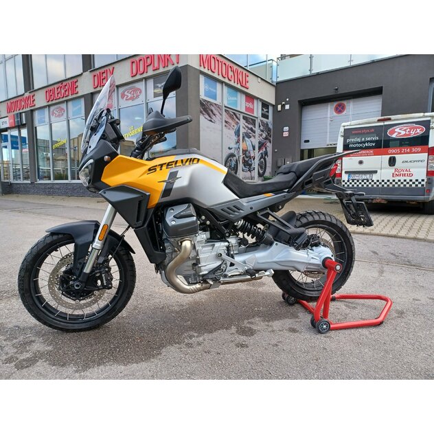 Moto guzzi stelvio e5+ giallo savana - 20241022_155855