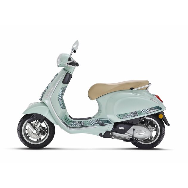 Vespa primavera 125 bianco color vibe - 05-vespa-batik