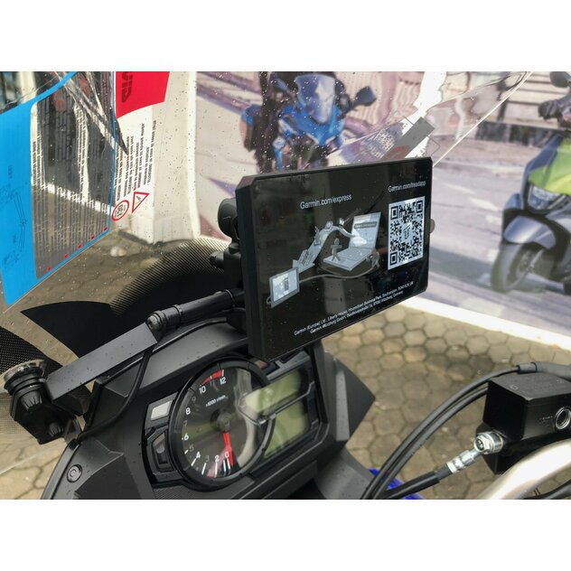 Suzuki dl650a v-strom modrý  s doplnkami - IMG_1801