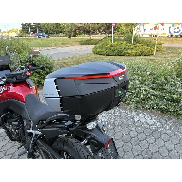 Suzuki dl800 s doplnkami červená - IMG_1870