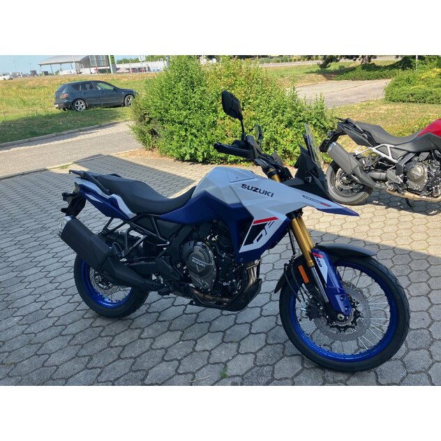 Suzuki dl800de biela - IMG_5141