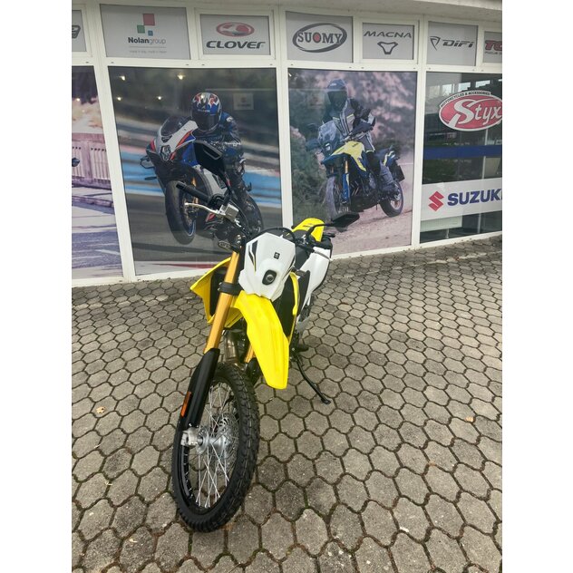 Suzuki dr-z4 s žltá - IMG_5503