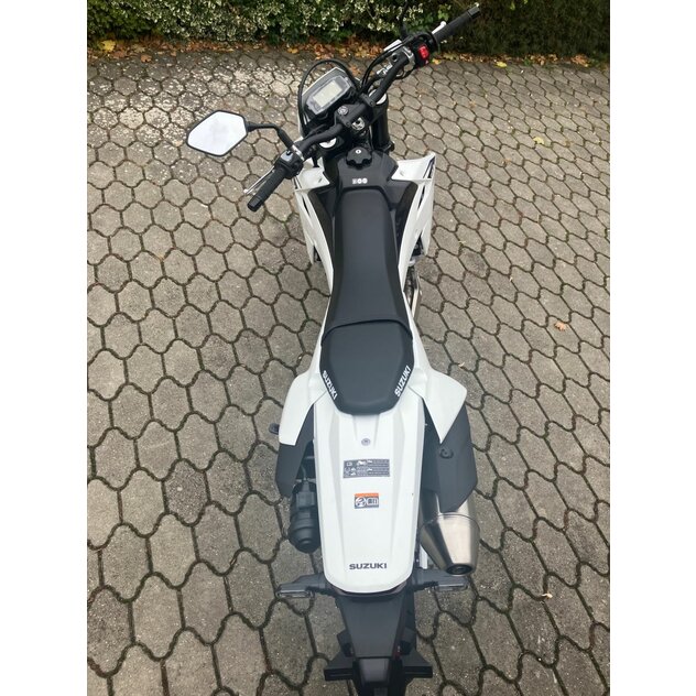 Suzuki dr-z4 sm biela - IMG_5513