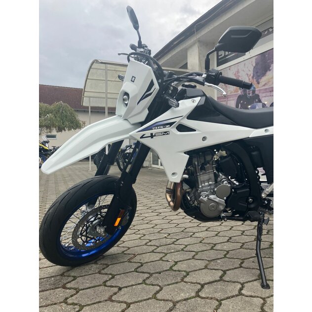 Suzuki dr-z4 sm biela - IMG_5514