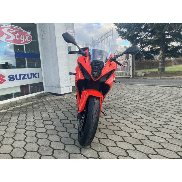 Suzuki gsx-8r oranžová - IMG_5708