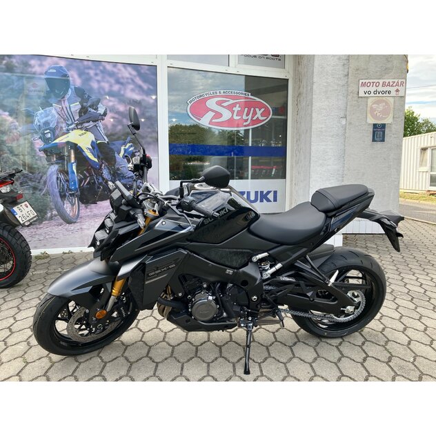 Suzuki gsx-s1000  čierna - IMG_6187