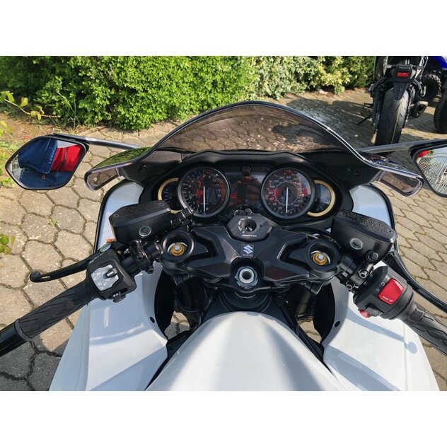 Suzuki gsx1300rrq hayabusa biela - IMG_9820