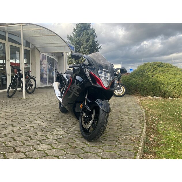 Suzuki gsx1300rrq hayabusa čierna - IMG_5669