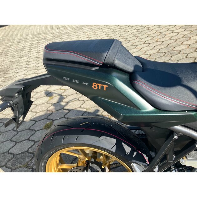 Kópia suzuki gsx8tt zelená - IMG_5307