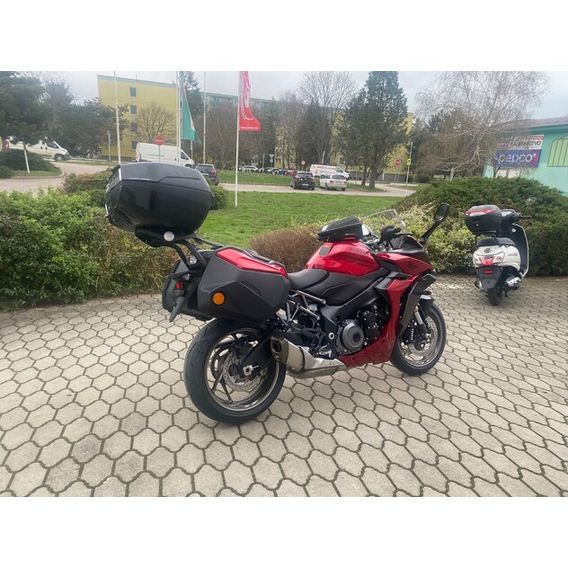 Suzuki gsxs1000gt červená - IMG_3808