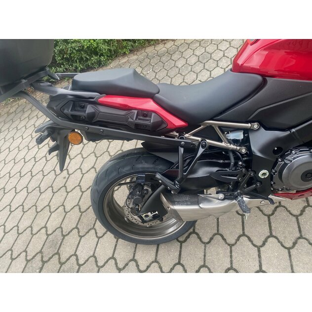 Suzuki gsxs1000gt červená - IMG_3819