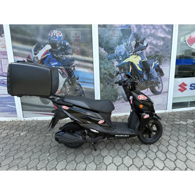 Suzuki un125 avenis black s pizza boxom - IMG_2149