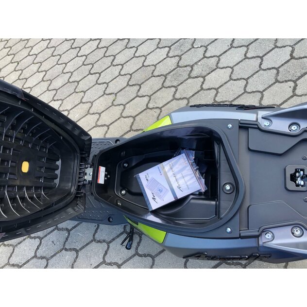 Suzuki un125 avenis zelený - IMG_0113