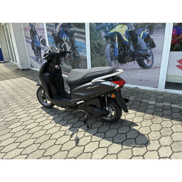 Yamaha d´elight 125 čierny - IMG_2039