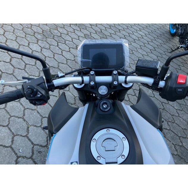 Yamaha mt-07 šedá - IMG_4985