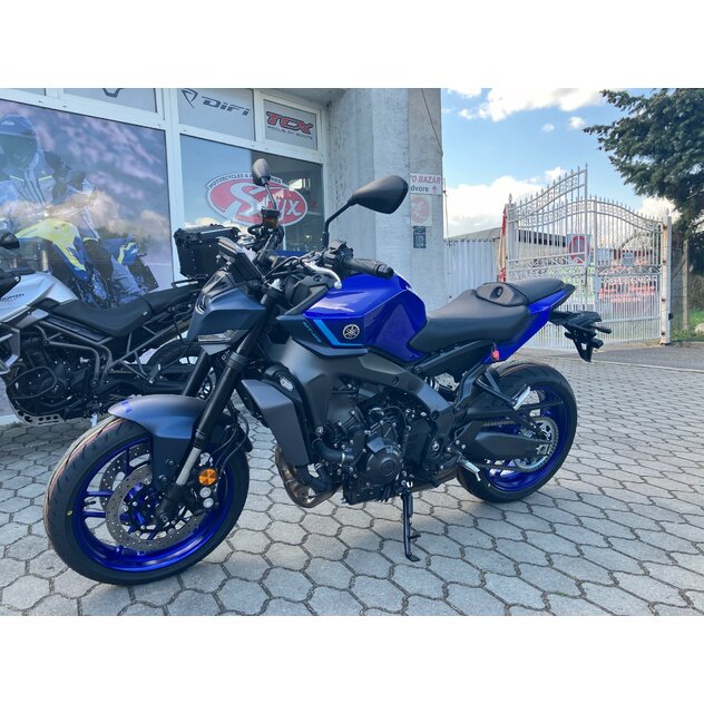 Yamaha mt-09 modrá - IMG_5840