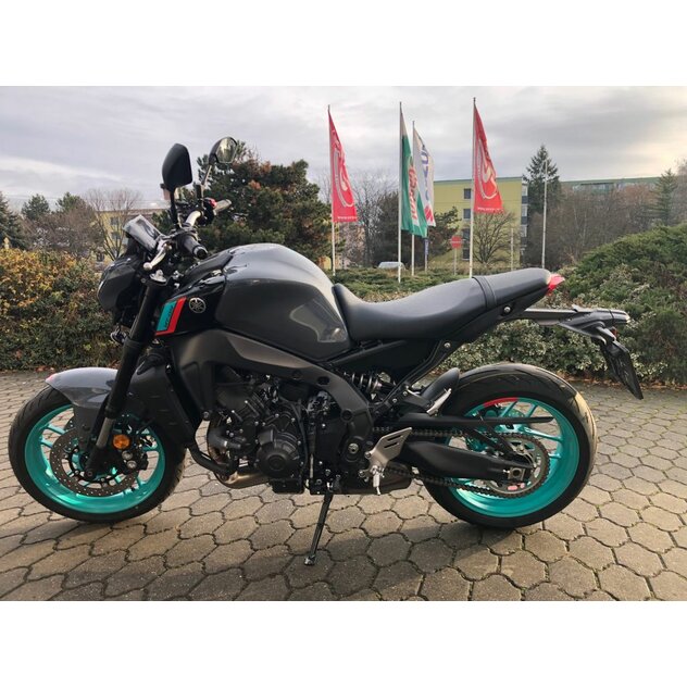 Yamaha mt-09 šedá - IMG_1785