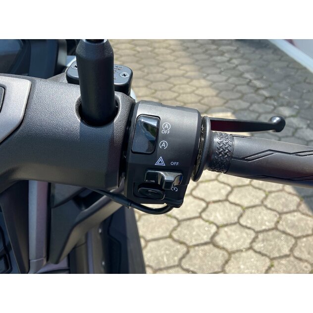 Yamaha nmax125 techmax šedá - IMG_5121