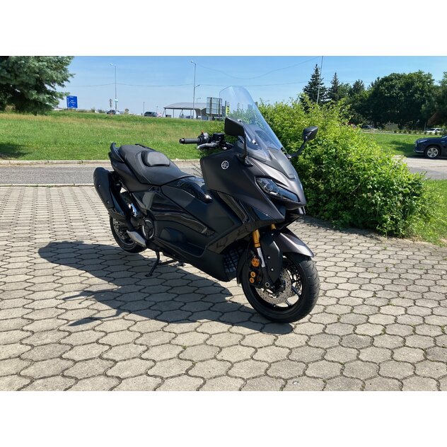 Yamaha tmax560 dx hnedý - IMG_4268