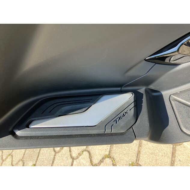 Yamaha tmax560 dx hnedý - IMG_4275