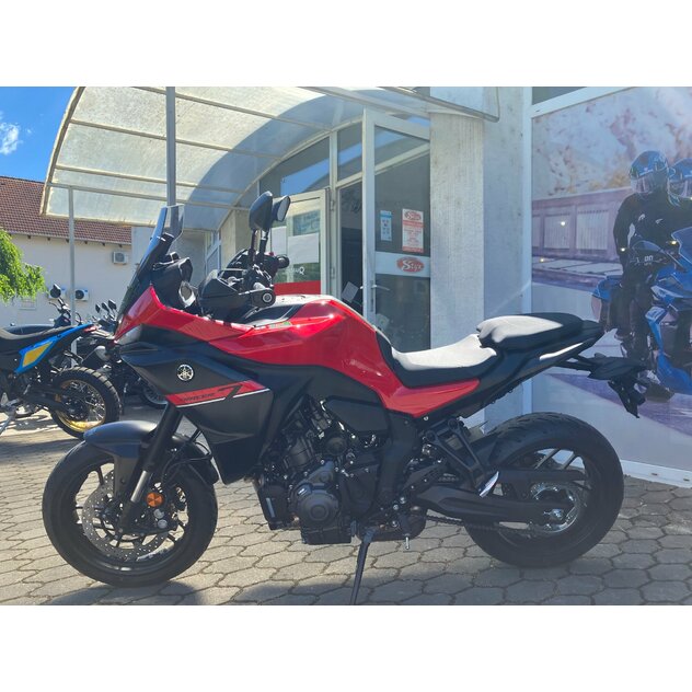 Yamaha tracer 7 červený - IMG_5952