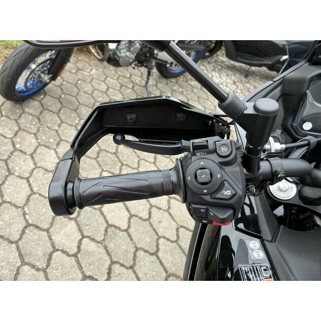 Yamaha tracer 7 čierny - IMG_1769