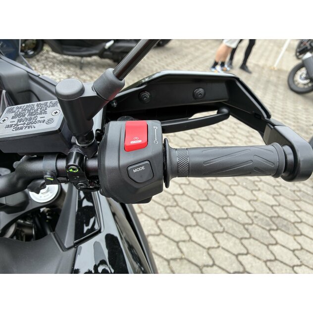 Yamaha tracer 7 čierny - IMG_1770