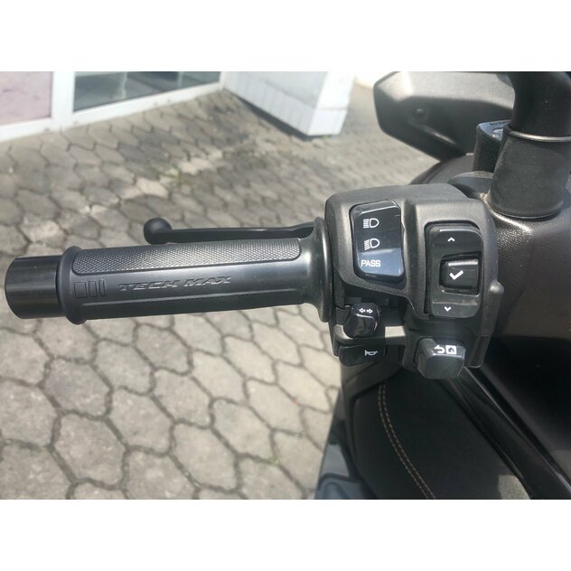 Yamaha yp300r xmax tech max hnedá - IMG_0897