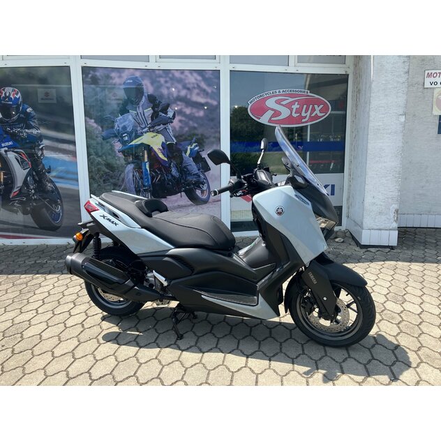 Yamaha yp300r xmax tech max plus šedý - IMG_6118