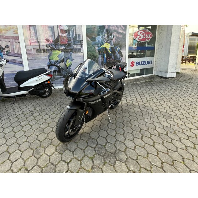 Yamaha yzf-r1 čierna - IMG_0467