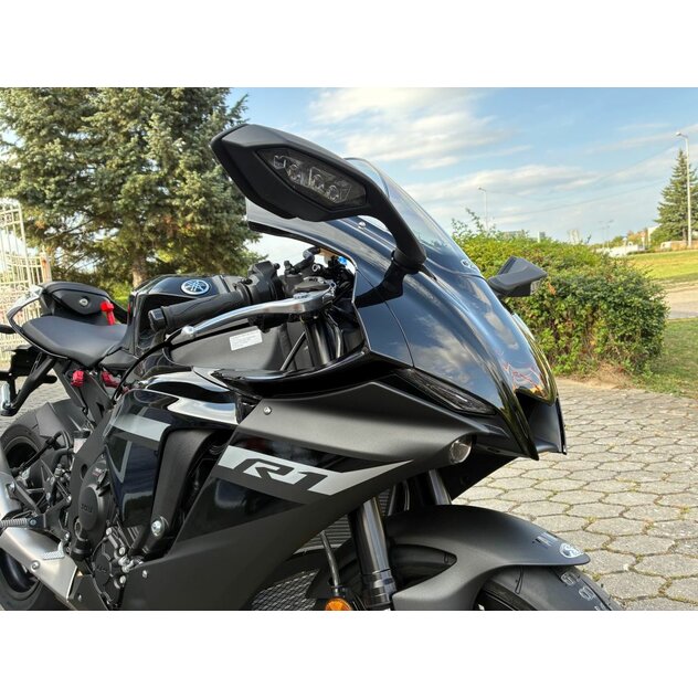 Yamaha yzf-r1 čierna - IMG_0473