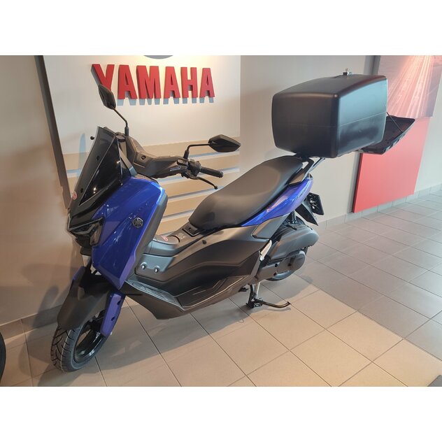 Yamaha nmax 125 + držiak s mega boxom a termo taškou - IMG_20260917_104840