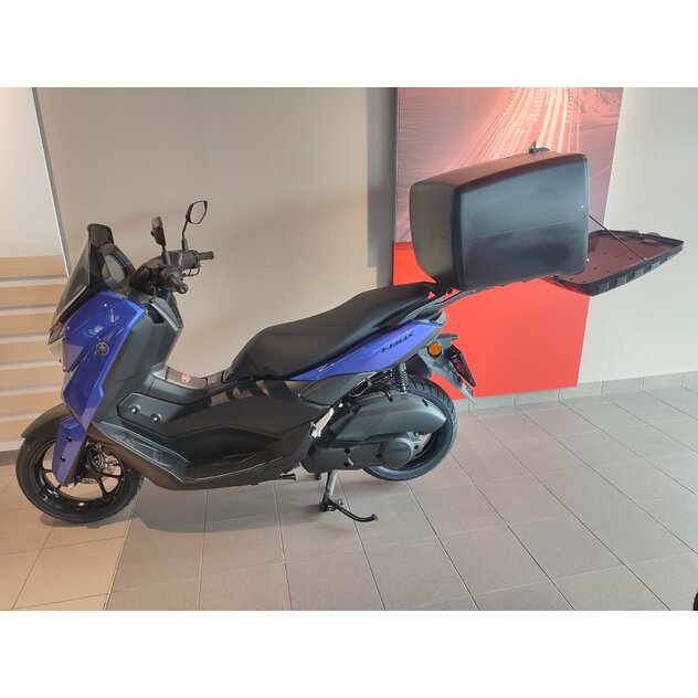 Yamaha nmax 125 + držiak s mega boxom a termo taškou - IMG_20260917_105200