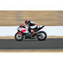 Yamaha yzf-r9 anniversary white - 2026-Yamaha-YZF900R9-EU-Anniversary_White-Action-004-03