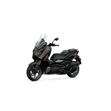 YAMAHA TECHMAX 300 2025 dark magma- modelovy rok 2025 - Topcase 34 alebo 45L zadarmo    