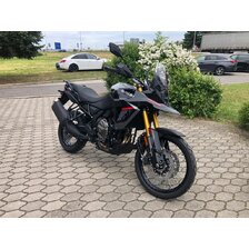 SUZUKI DL800DE ČIERNA