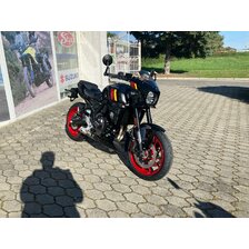 SUZUKI GSX8TT ČIERNA