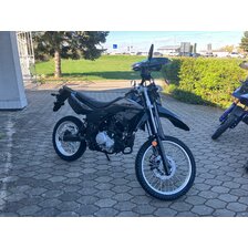 YAMAHA WR125 ČIERNA
