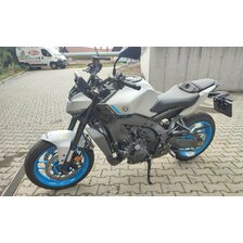 Yamaha MT-09 Y-AMT - šedá DEMO