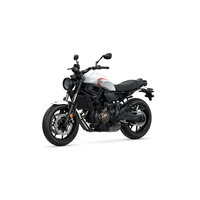 YAMAHA XSR700 Biela 2024 54kw„Ceny klesajú. Zážitok ostáva.”