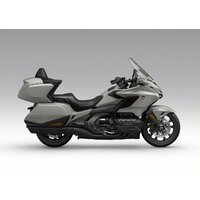 Honda GL1800 Gold Wing Tour DCT & Airbag ŠEDÁ