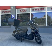 Yamaha RAYZR 125 + držiak s Mega boxom a termo taškou