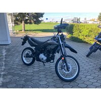 YAMAHA WR125 ČIERNA